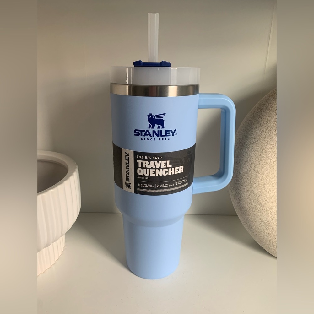Stanley - CORNFLOWER - 40 oz Adventure Quencher Travel Tumbler (Blue)